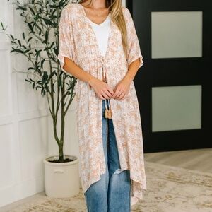Tropical Print Gauze Kimono With Elastic Waist Tie In Milk Tea